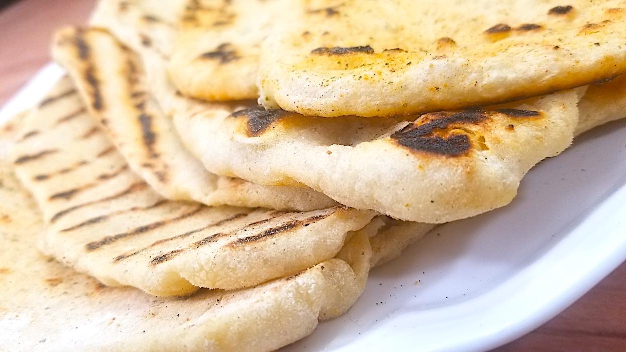 Low Sodium Flatbread Recipe [Only 1.9mg Sodium Per Flatbread]