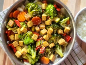 Sweet & Spicy Steamed Vegetables with Tofu Over White Rice